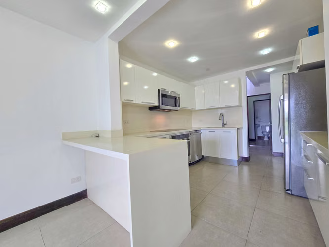 JABONCILLOS ESCAZU! CONDO CON VISTA / JARDIN Y LINEA BLANCA - Imagen 7
