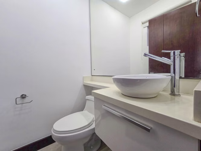 JABONCILLOS ESCAZU! CONDO CON VISTA / JARDIN Y LINEA BLANCA - Imagen 12