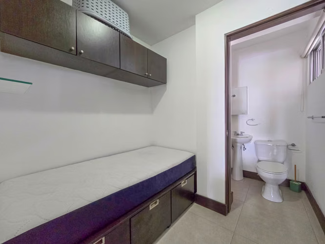 JABONCILLOS ESCAZU! CONDO CON VISTA / JARDIN Y LINEA BLANCA - Imagen 11