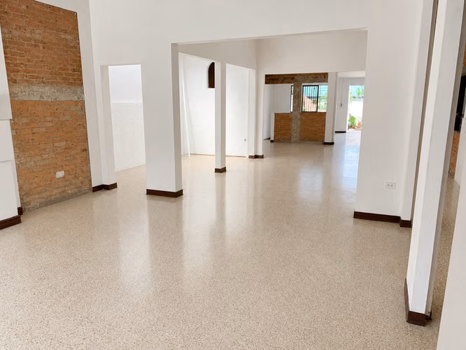 Casa Comercial en Alquiler | Barrio Escalante