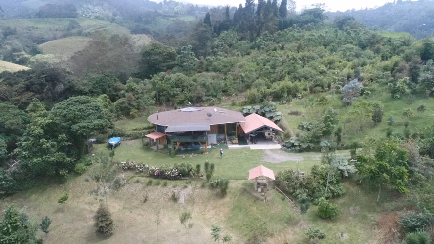Se Vende Hermosa Casa de Montaña  RA