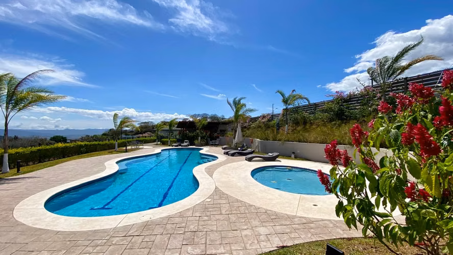 Grecia- Casa en Alquiler- Condominio Privado