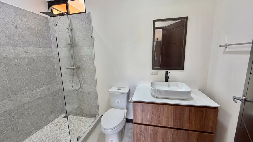 Grecia- Casa en Alquiler- Condominio Privado