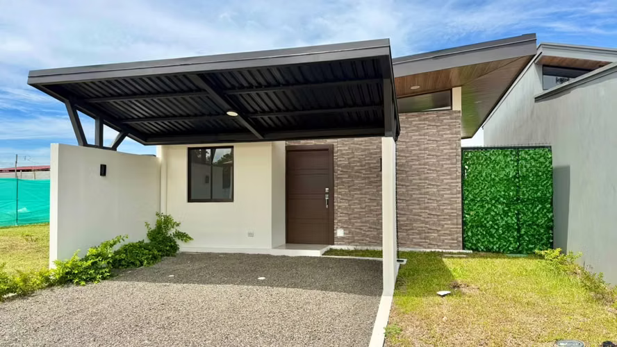 Grecia- Casa en Alquiler- Condominio Privado
