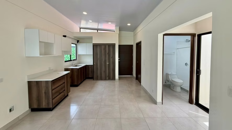 Grecia- Casa en Alquiler- Condominio Privado