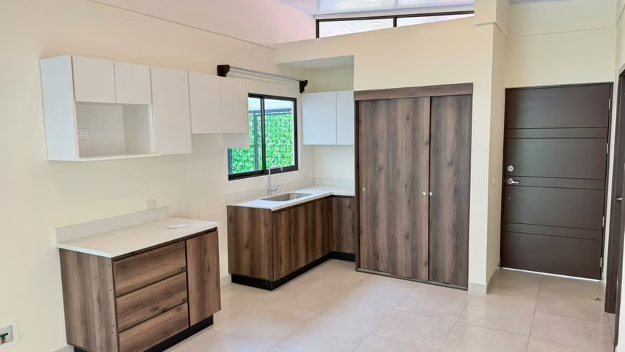 Grecia- Casa en Alquiler- Condominio Privado