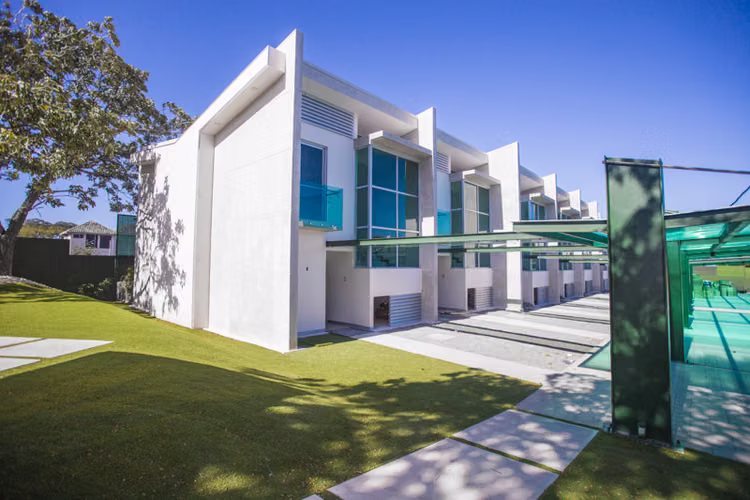 Lindora Santa Ana! Condo contemporáneo amueblado con jardín - Imagen 19