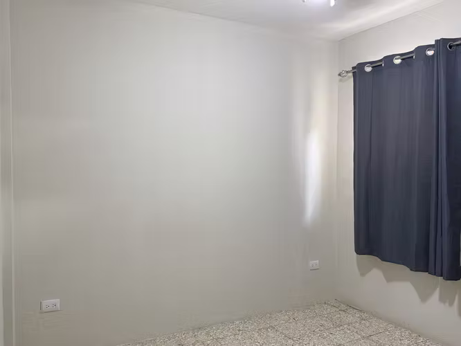 Apartamento en alquiler – Paseo Colón
