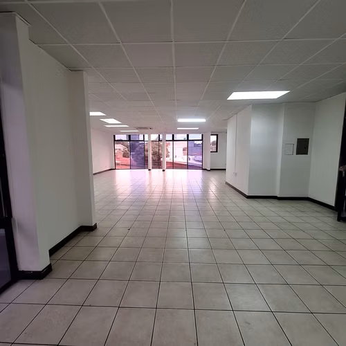 Alquiler de oficinas, consultorios en Pitahaya, San José RH