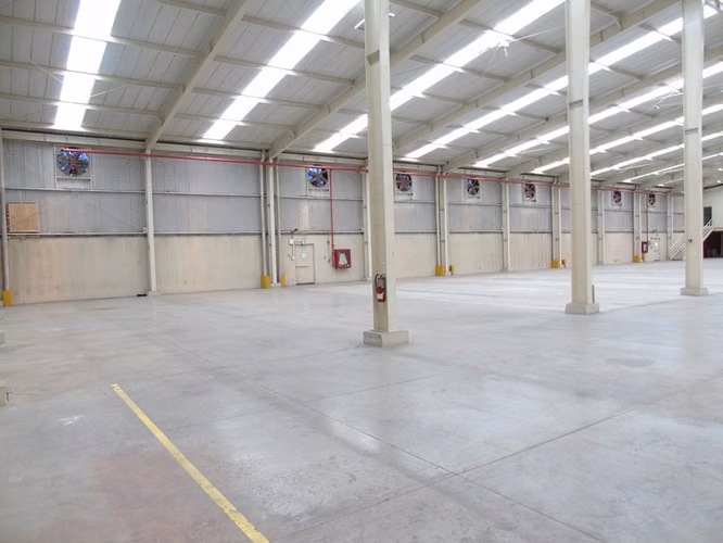 Alquiler Bodega Logística-Comercial Lindora 5500m2 - Imagen 8