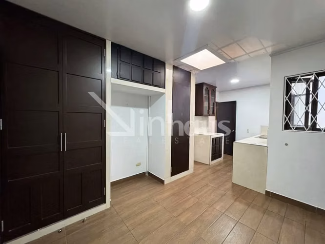 Alquiler de Casa de uso mixto - Perfecta para sus oficinas - 42962 - Imagen 3