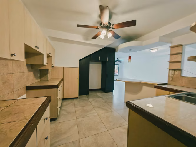 Casa en Venta en Guachipelín, Escazú. - Imagen 17