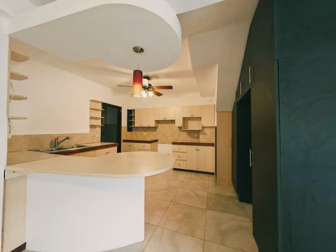 Casa en Venta en Guachipelín, Escazú. - Imagen 12