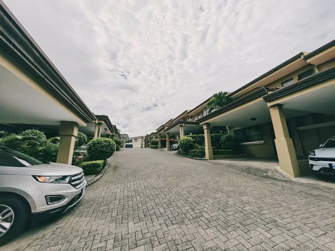 Casa en Venta en Guachipelín, Escazú. - Imagen 8