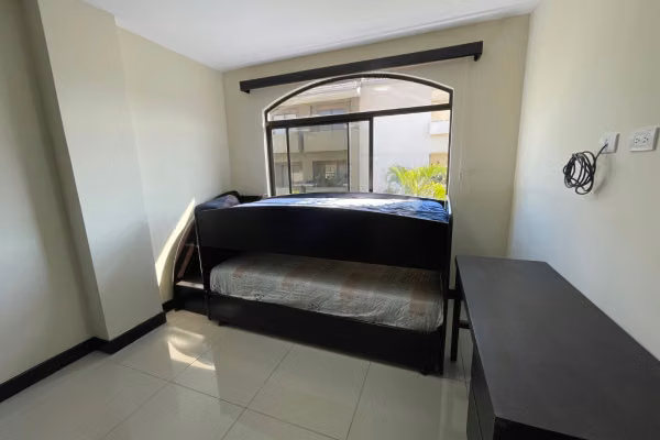 Se alquila Pent-House en Montesol, Santa Ana. Full Amoblado. - Imagen 19