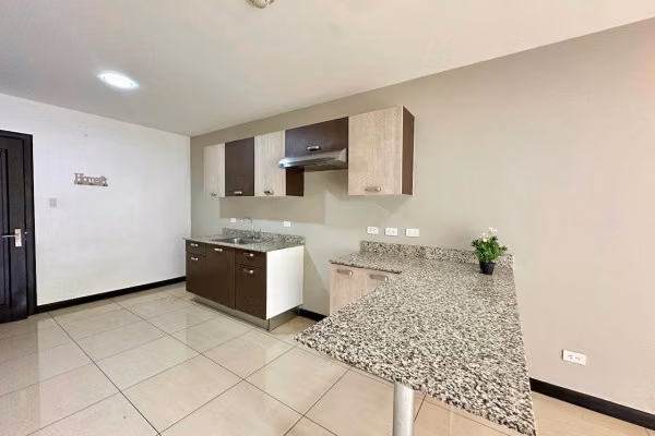 Se alquila apartamento en Santa Ana. - Imagen 17