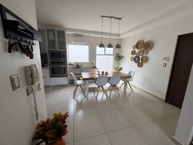 VENTA CASA SANTA ANA , EXCELENTE UBICACION , ESPACIO Y PRIVACIDAD - Imagen 5