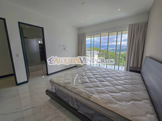 CONDO DE 305 M2 CON 546 M2 DE LOTE EN GUACHIPELIN ESCAZU - Imagen 9