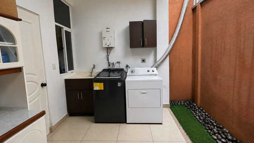 Se vende casa en condominio | Concepción de La Unión, Cartago - Imagen 9