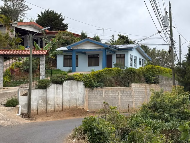 Casa en venta de Casa en Corralillo de Cartago terreno amplio 793m2