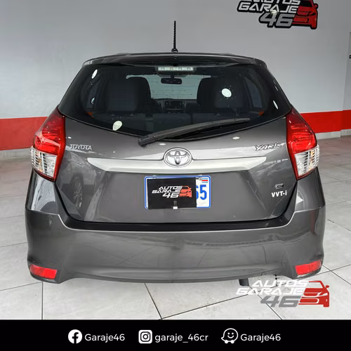 TOYOTA YARIS E 2017