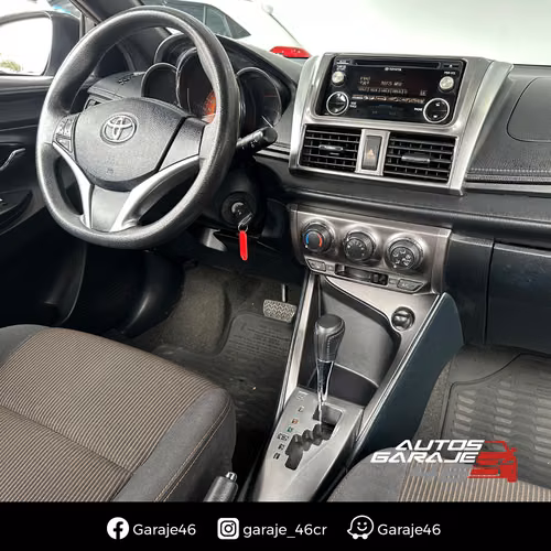 TOYOTA YARIS E 2017