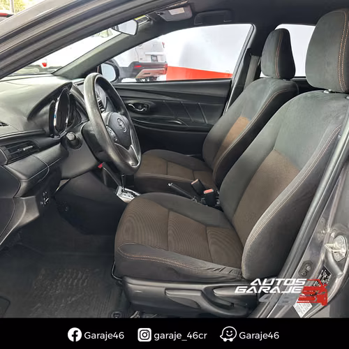 TOYOTA YARIS E 2017