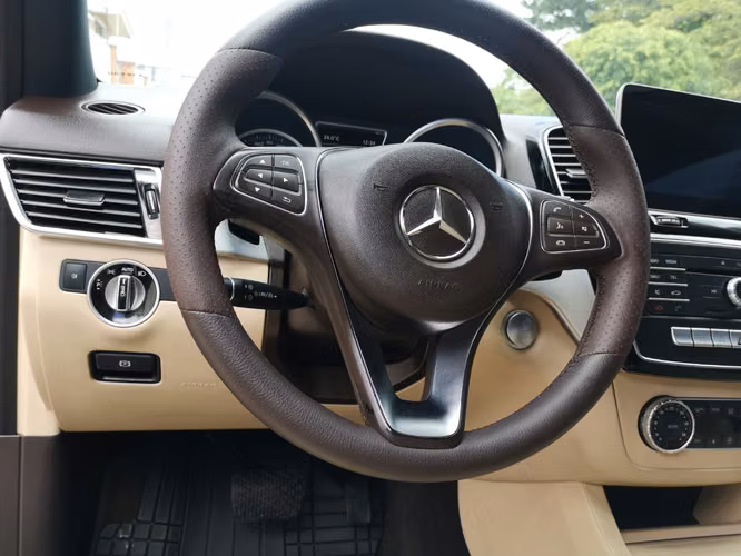 MercedesBenz GLE 350d – Full Equipado, Poderoso y con Presencia