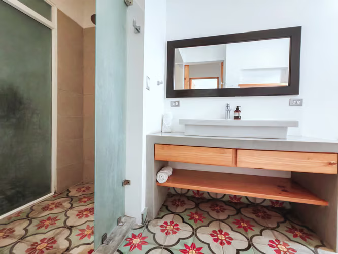 Rio Oro- Duplex- 2 habitaciones- Amoblado- Amplio Jardín