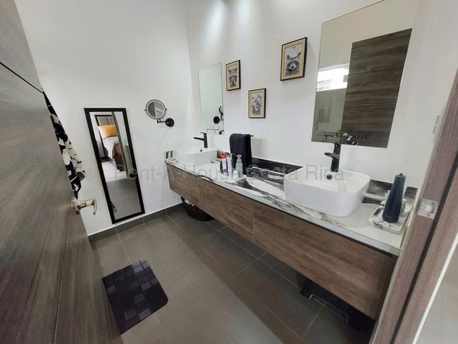 Venta de Casa en Mora-Colón RZ - Imagen 8
