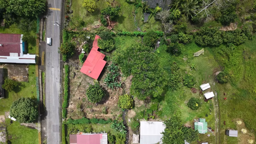 Terreno en Guayabo Abajo de Turrialba - Segregado en Dos Lotes - Imagen 2