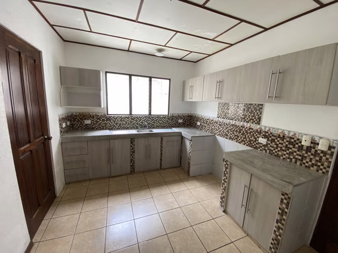 CASA DE UNA PLANTA EN CARIARi