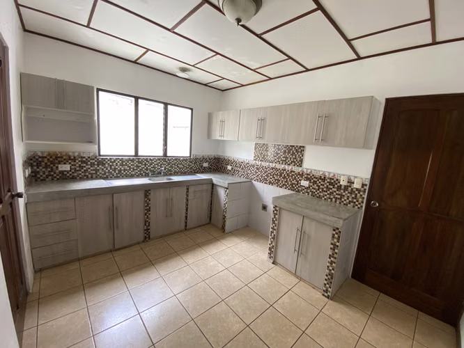CASA DE UNA PLANTA EN CARIARi