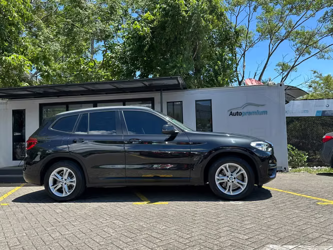 BMW X3 30i - Imagen 4