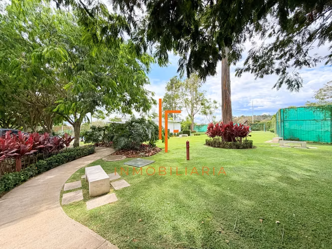 Apartamento de 2 Habitaciones con vistas en Heredia  - Imagen 17