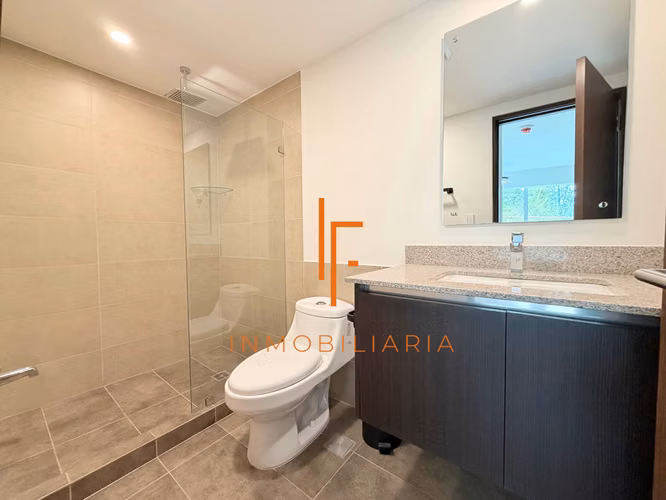 Apartamento de 2 Habitaciones con vistas en Heredia  - Imagen 13