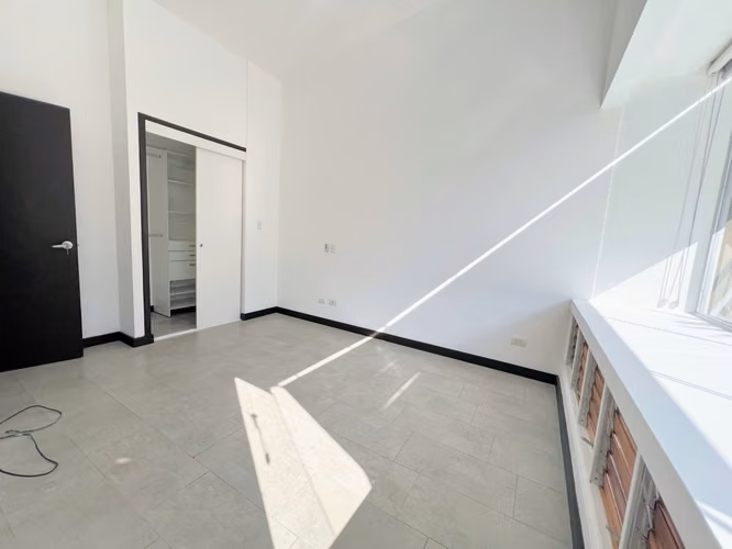 Condominio dos dormitorios con patio amplio en Brasil de Mora - Imagen 15