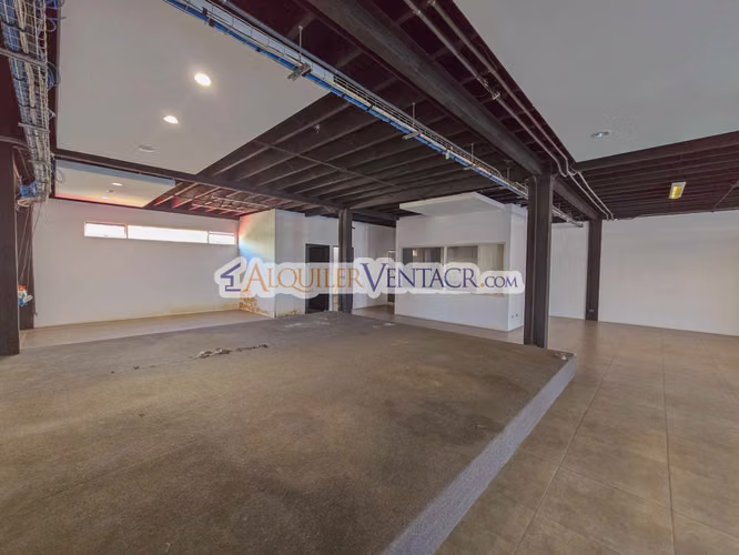 EDIFICIO DE 951 M2 PARA OFICINAS O COMERCIO EN SANTA ANA POZOS - Imagen 15