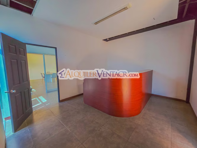 EDIFICIO DE 951 M2 PARA OFICINAS O COMERCIO EN SANTA ANA POZOS - Imagen 4
