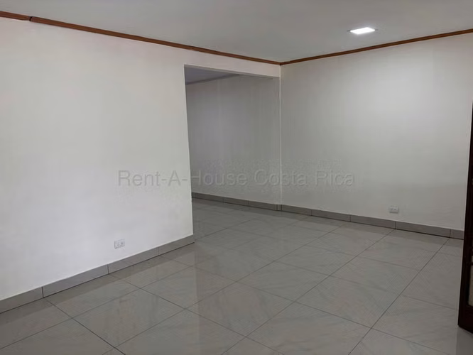 Venta de Casa con Apartamento en Cubujuqui-Heredia. RAH 27-196 - Imagen 5