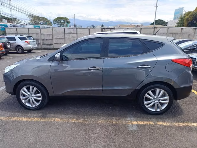 Se vende Hyundai Tucson 2011 - Imagen 2