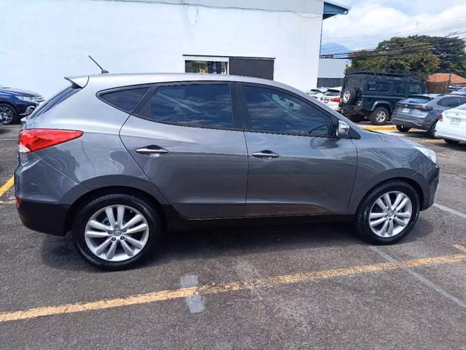 Se vende Hyundai Tucson 2011 - Imagen 3