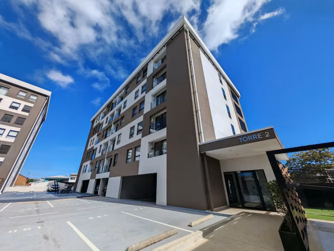 ¡Vive o invierte en Vive Tibás! Venta de Apartamento con amenidades premium