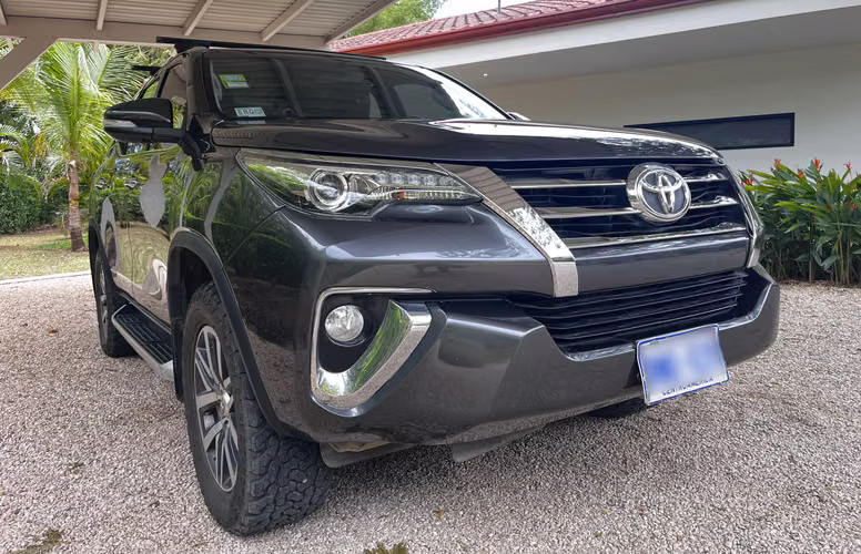 2017 Toyota Fortuner SRV