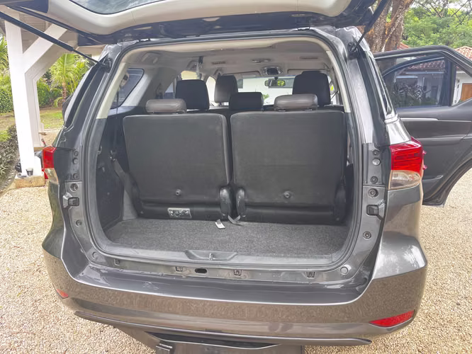 2017 Toyota Fortuner SRV