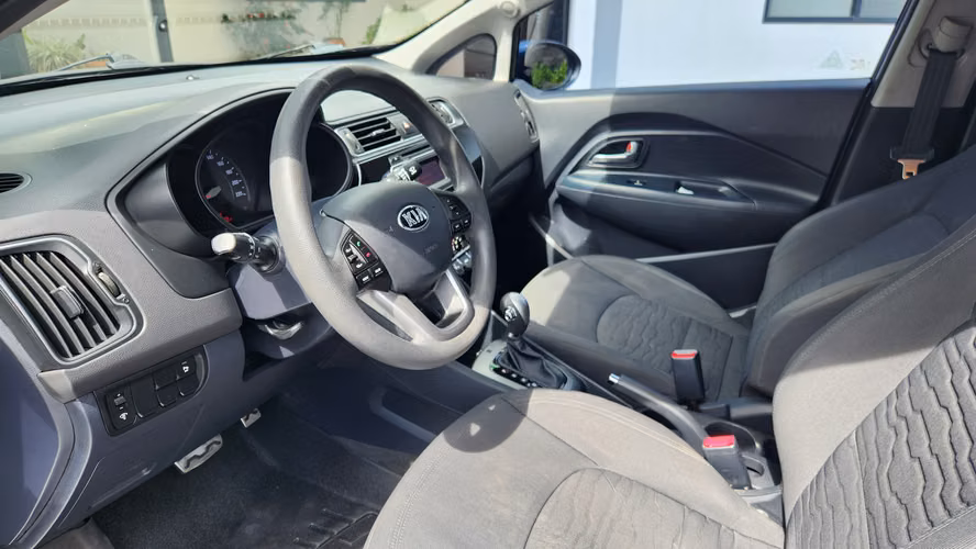 Kia Rio 2017 - Imagen 10