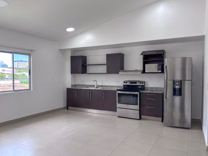 Alquiler Apartamento Amueblado en Sabana Con Vista a las Montañas - Imagen 4