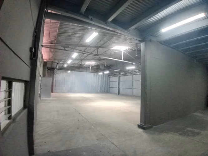 BODEGA EN SAN FRANCISCO DE DOS RIOS EN ALQUILER - Imagen 9