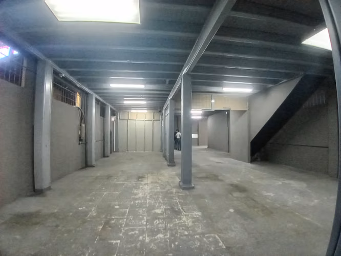 BODEGA EN SAN FRANCISCO DE DOS RIOS EN ALQUILER - Imagen 11