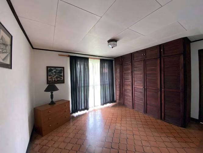 SE ALQUILA CASA CON APARTAMENTO INDEPENDIENTE  ¢ 900,000 negociable - Imagen 3